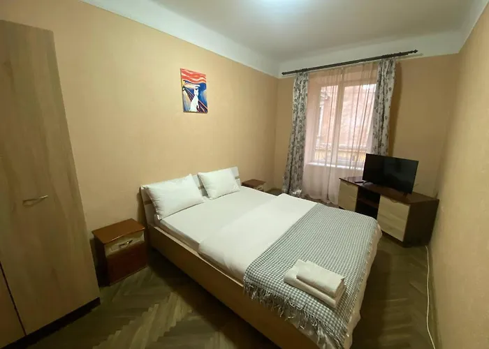 акуратні в центрі львова * Lwów